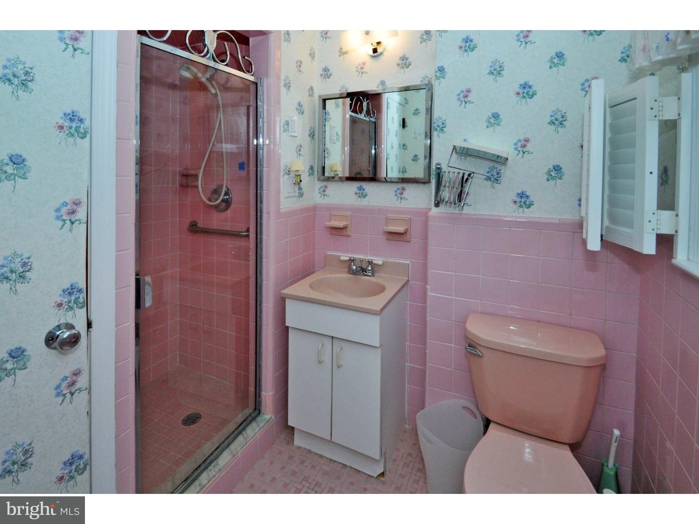 1593 Williams Road Abington, PA 19001 - Photo 11 of 23 Bathroom