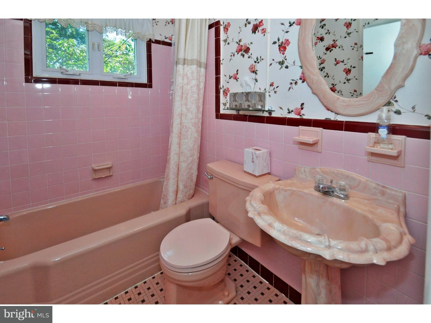 1593 Williams Road Abington, PA 19001 - Photo 14 of 23 Bathroom