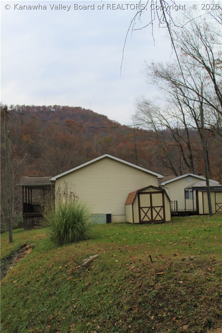 145 Foggy Ridge Road Madison, WV 25130 - Photo 8 of 29 Gallery Image 8