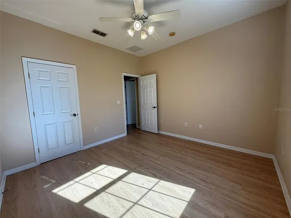 $2,300 | 5398 Oxford Manor Circle, Lakeland, FL 33810