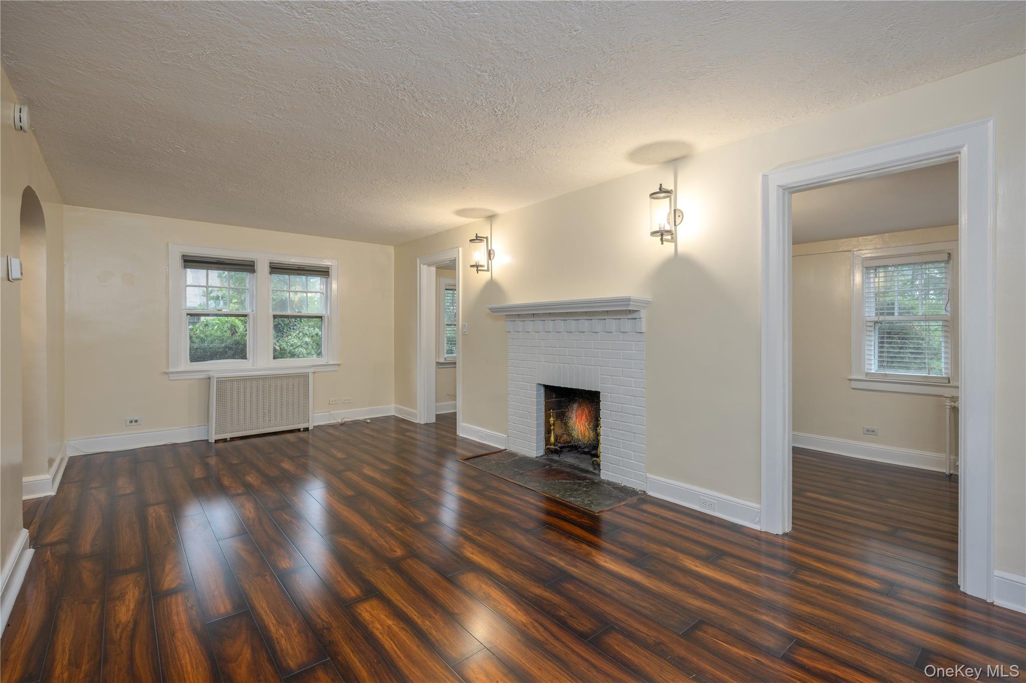 154 Bell Road Scarsdale, NY 10583 - Photo 4 of 30