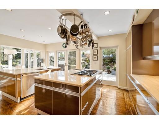 1125 West Roxbury Parkway Brookline, MA 02467 - Photo 12 of 26