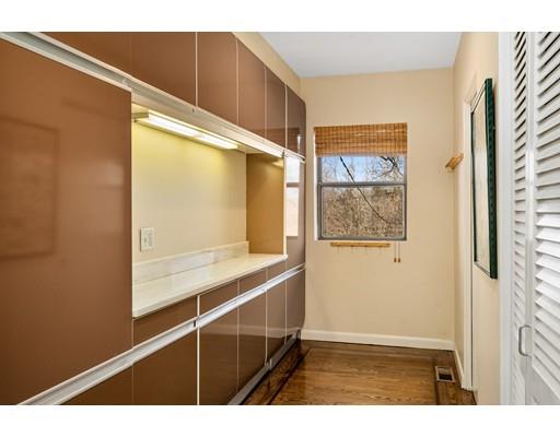 1125 West Roxbury Parkway Brookline, MA 02467 - Photo 14 of 26