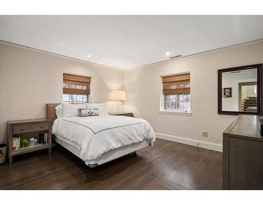 1125 West Roxbury Parkway Brookline, MA 02467 - Photo 20 of 26