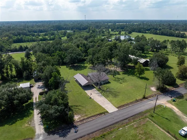 $215,000 | 355 Grimes Road, Dequincy, LA 70633