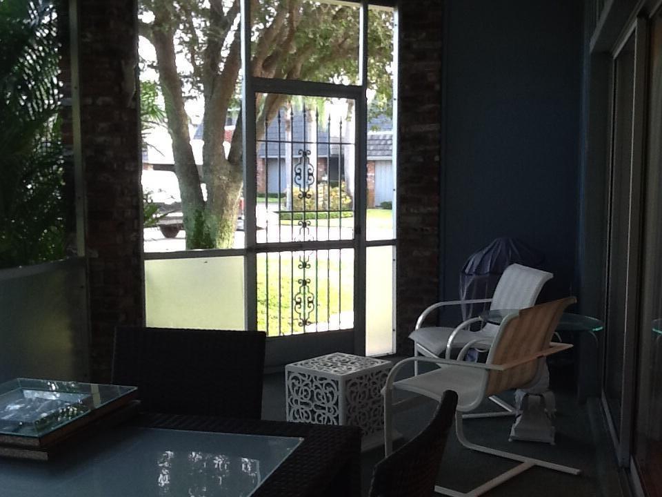 415 Pine Tree Court, Unit 14 Atlantis, FL 33462 - Photo 6 of 19 image