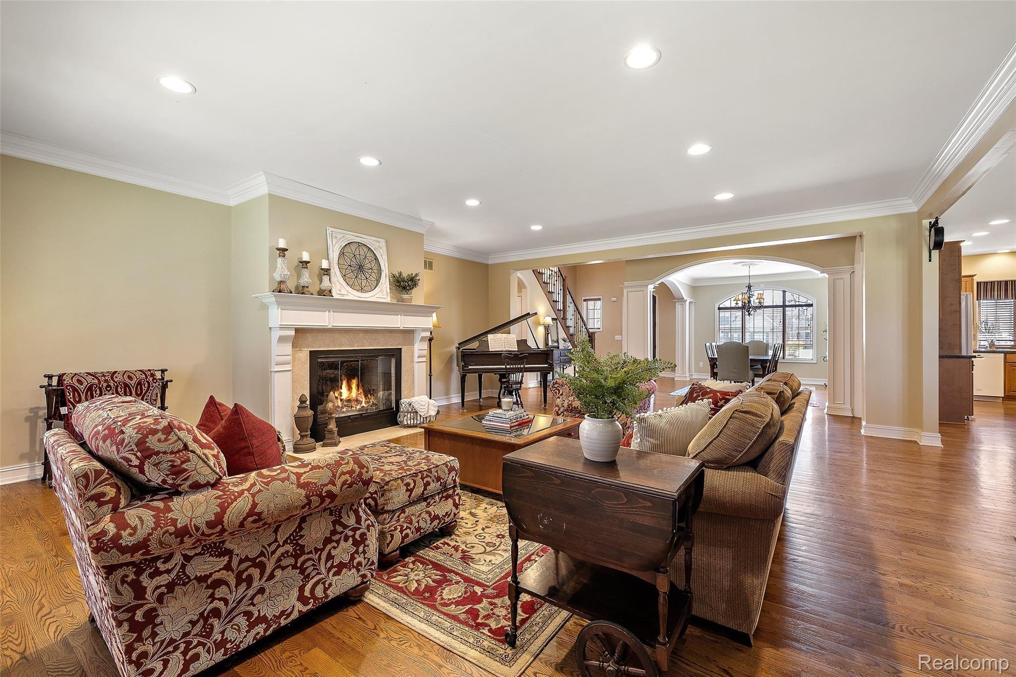 523 Trinway Road Troy, MI 48085 - Photo 15 of 55 523 Trinway-47.jpg