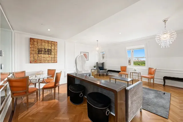 $3,995,000 | 1 Central Park South, Unit 1807 | Central Park South