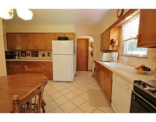 124 Hepler Road Sarver, PA 16055 - Photo 4 of 18 Kitchen.