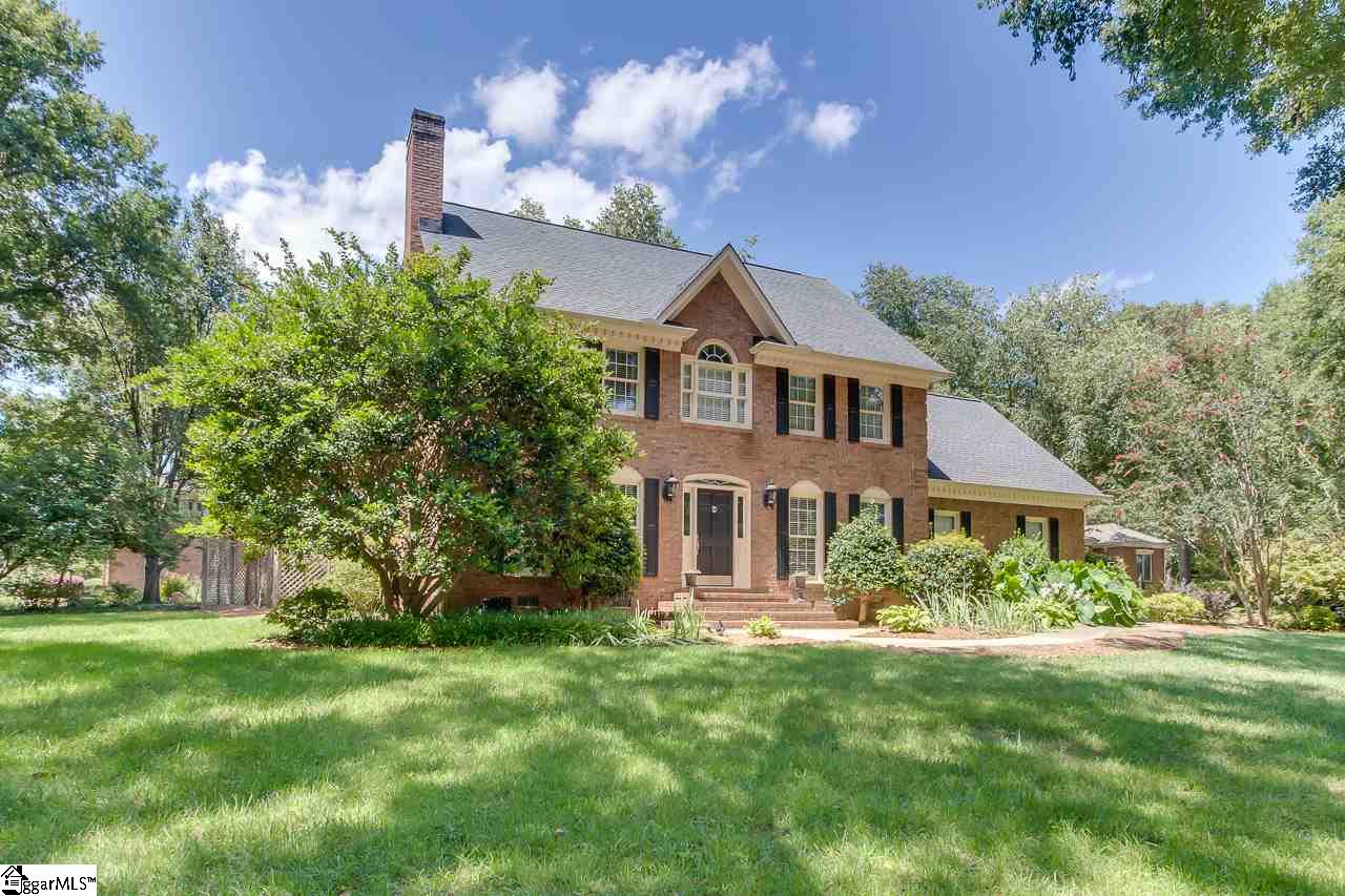 305 Rochford Drive Easley, SC 29642 - Photo 2 of 36 Gallery Image 2