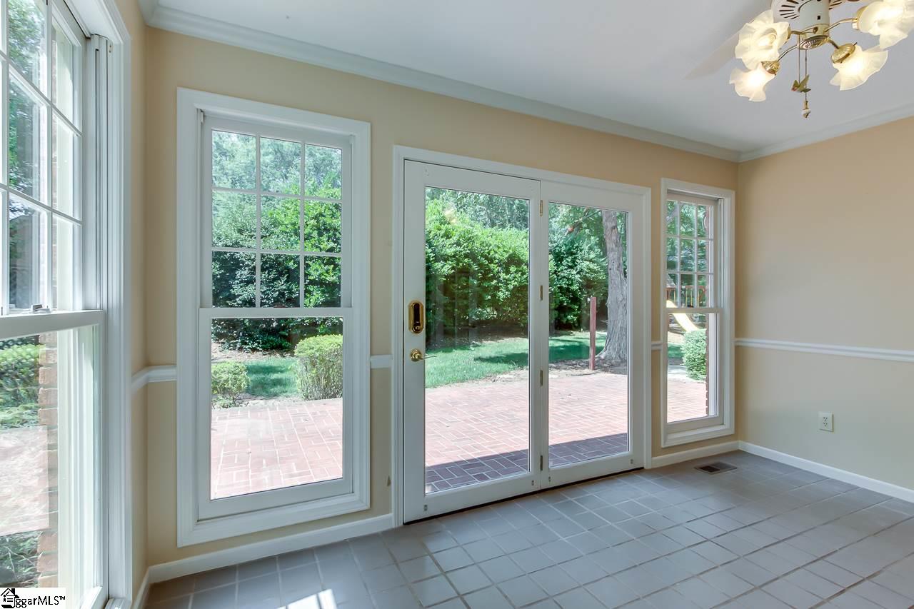 305 Rochford Drive Easley, SC 29642 - Photo 11 of 36 Gallery Image 11