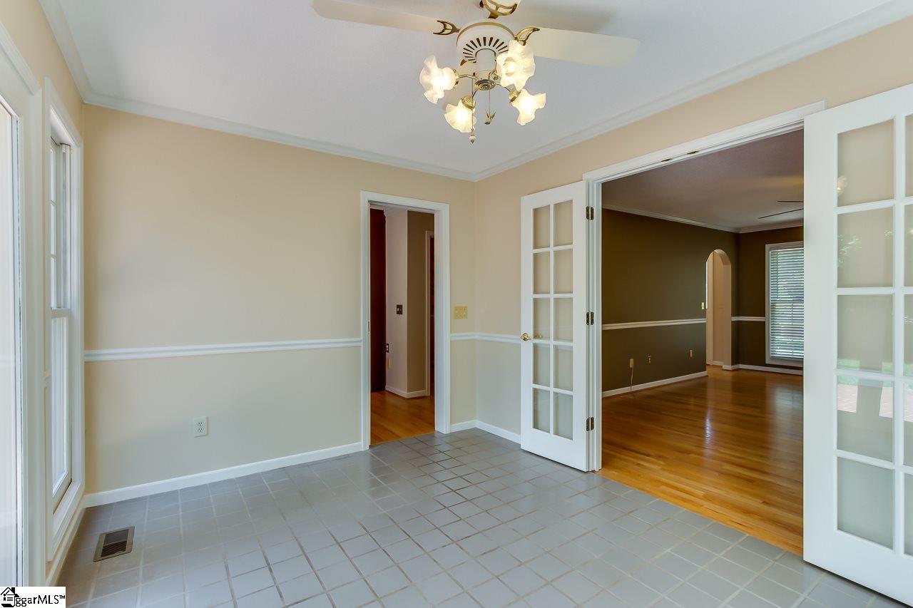 305 Rochford Drive Easley, SC 29642 - Photo 12 of 36 Gallery Image 12