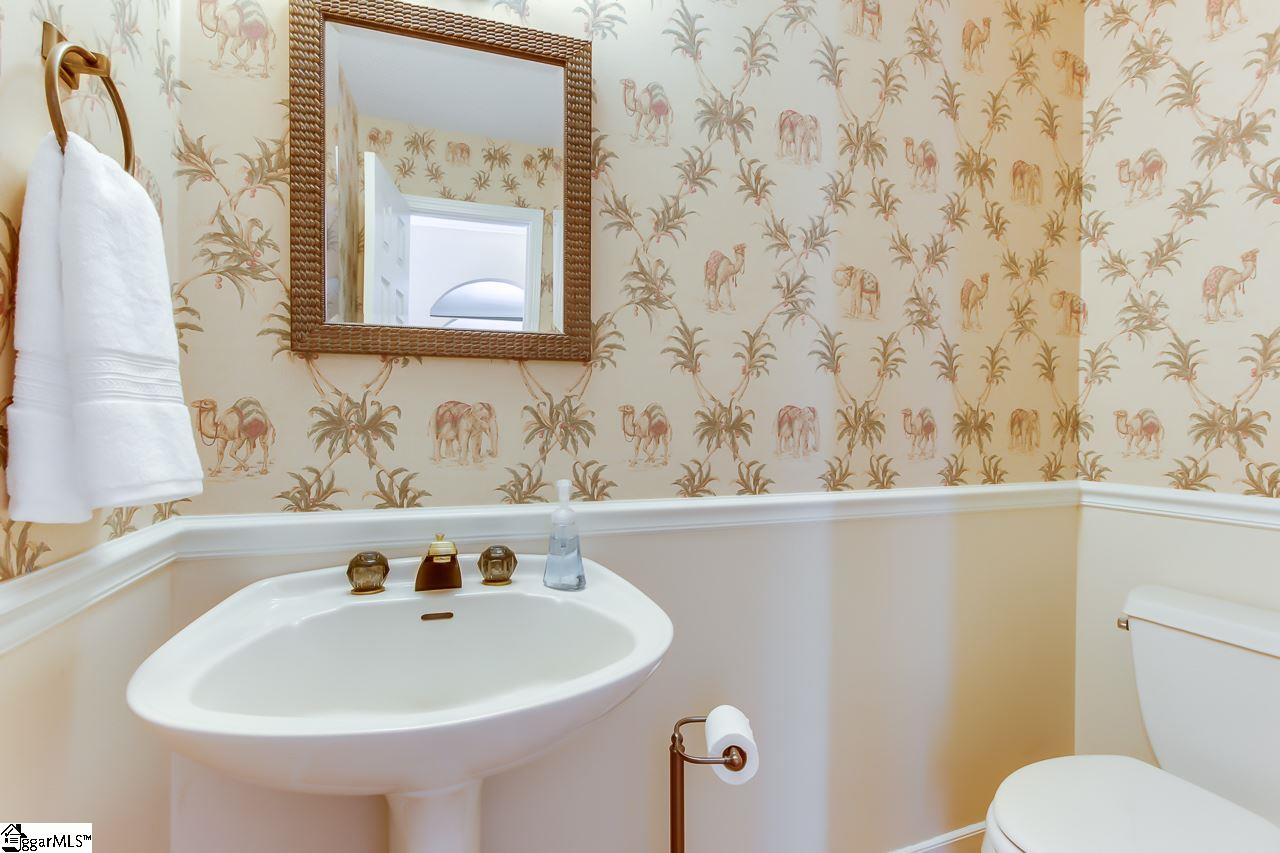 305 Rochford Drive Easley, SC 29642 - Photo 14 of 36 Gallery Image 14