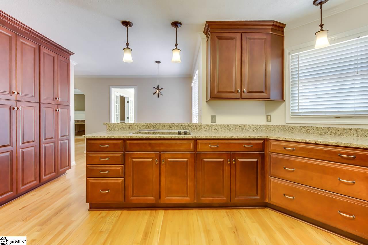 305 Rochford Drive Easley, SC 29642 - Photo 19 of 36 Gallery Image 19