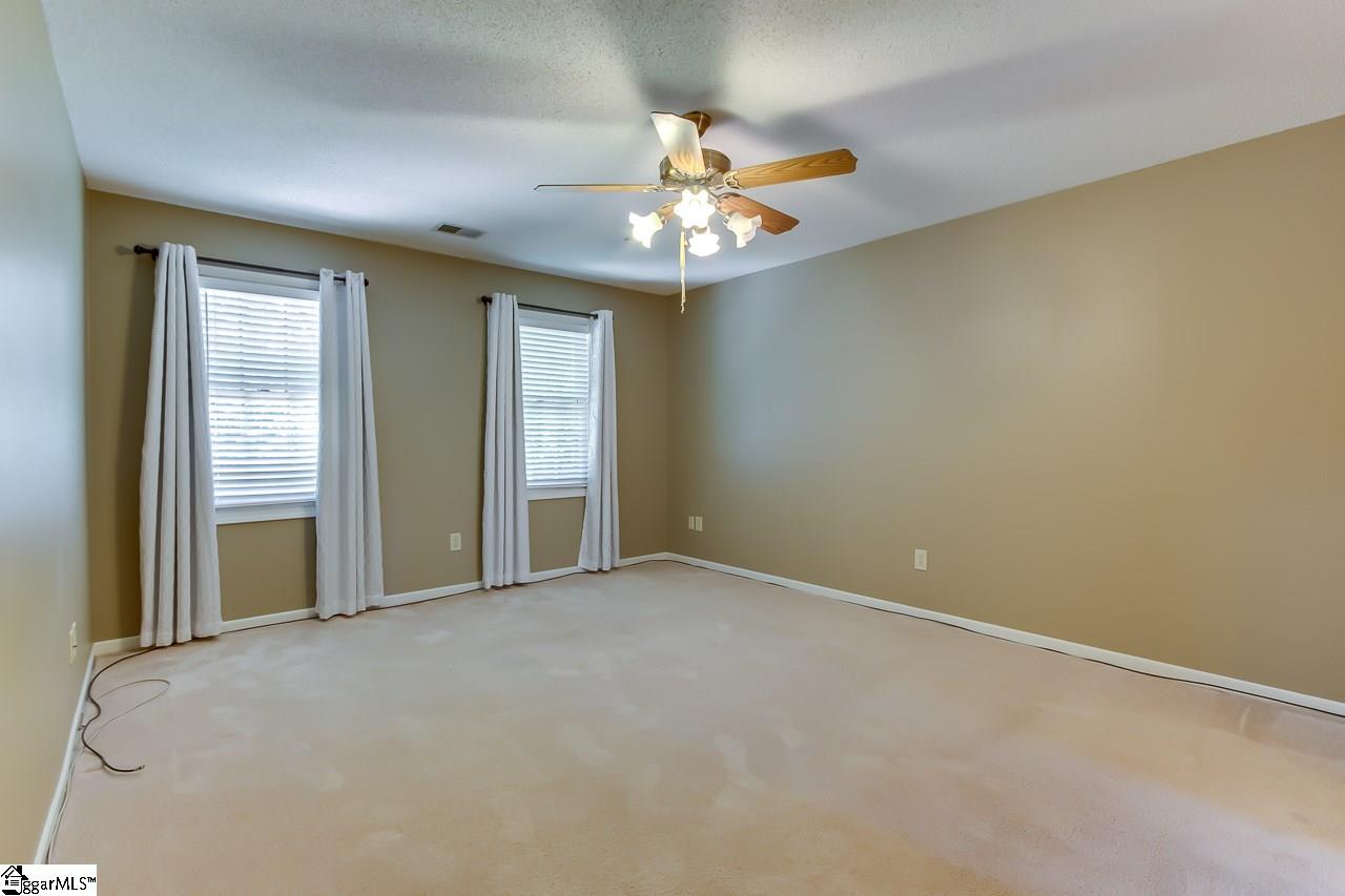 305 Rochford Drive Easley, SC 29642 - Photo 25 of 36 Gallery Image 25