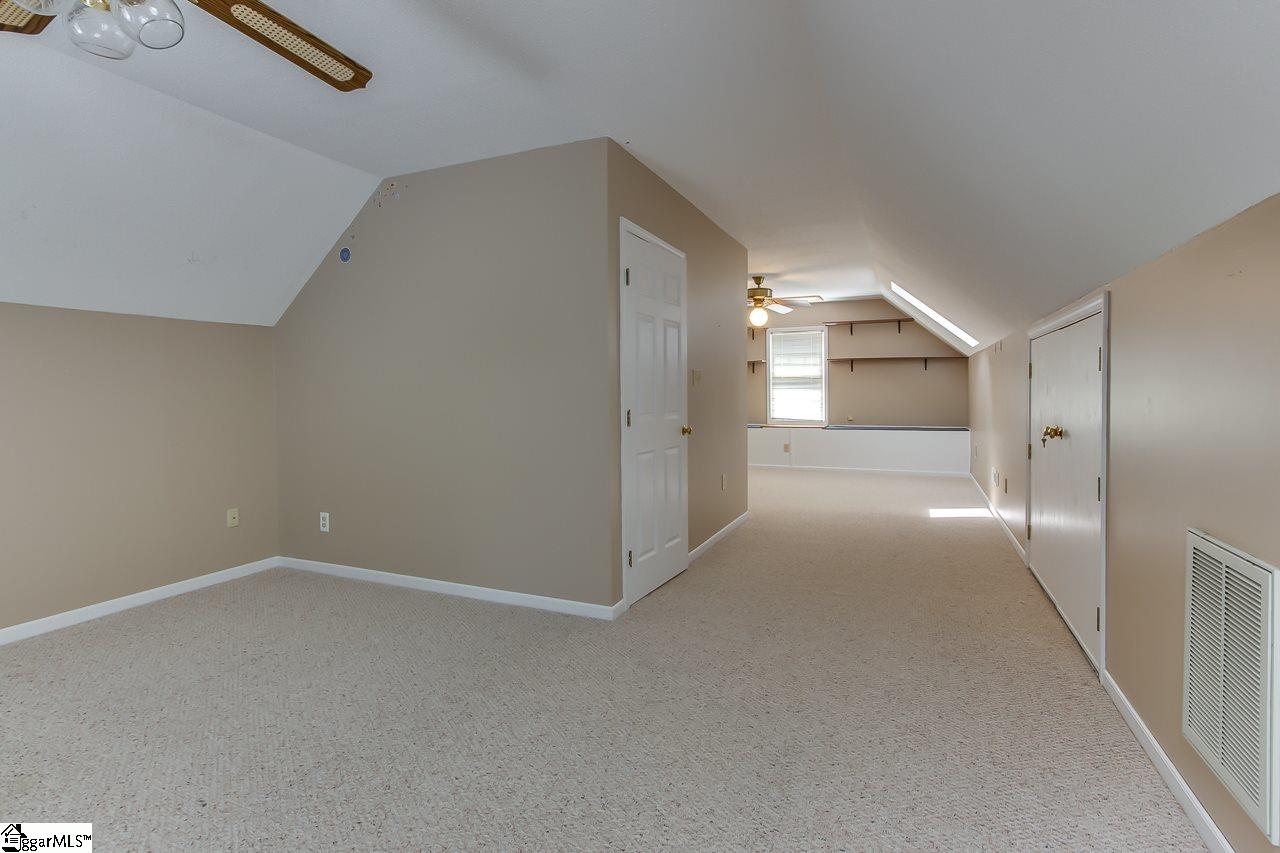 305 Rochford Drive Easley, SC 29642 - Photo 33 of 36 Gallery Image 33