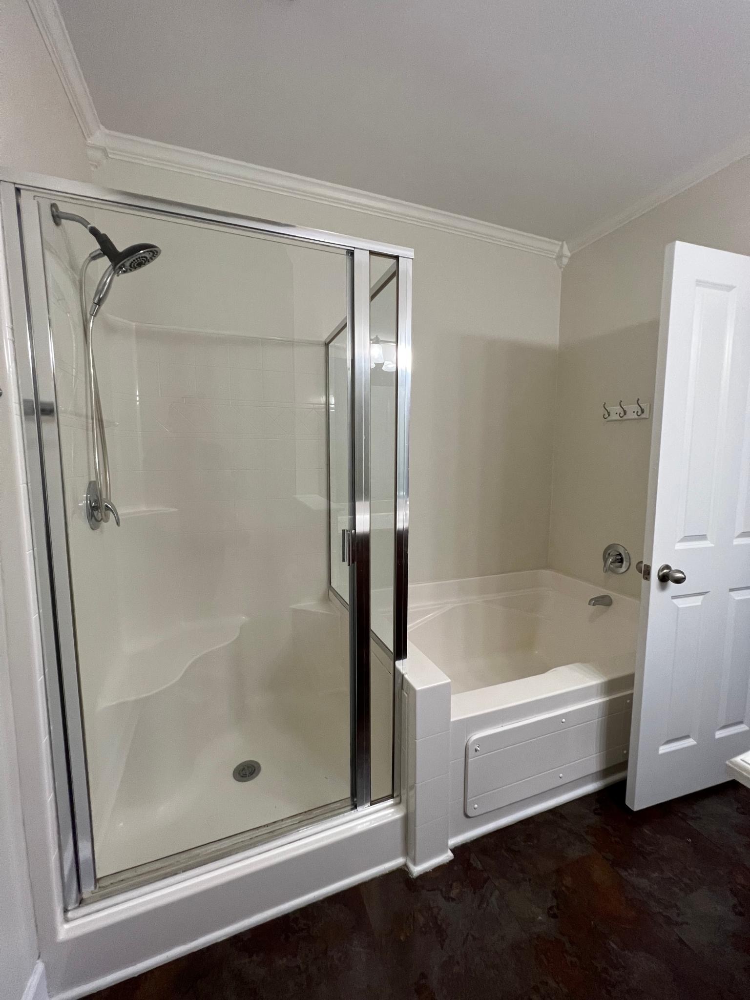 7230 Althorp Way, Unit W7 Nashville, TN 37211 - Photo 18 of 21 a bathroom with a bathtub and a shower