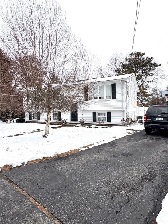 21 Ryan Avenue Warwick, RI 02889 - Photo 2 of 50