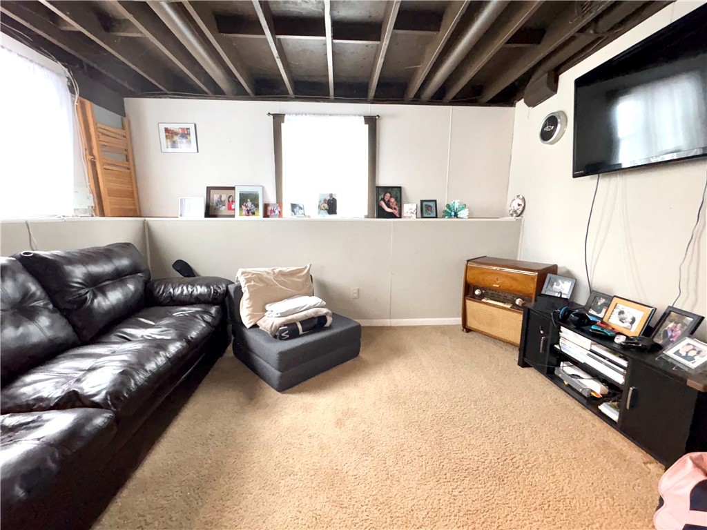 21 Ryan Avenue Warwick, RI 02889 - Photo 34 of 50