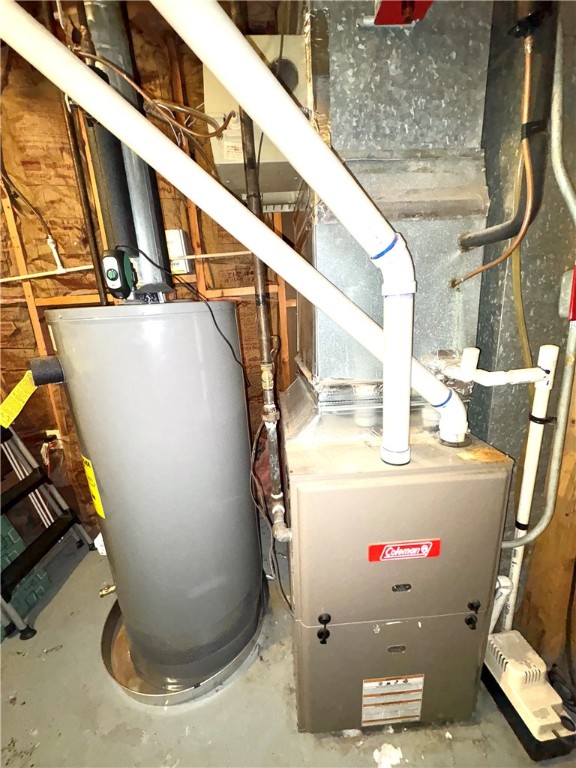 21 Ryan Avenue Warwick, RI 02889 - Photo 39 of 50