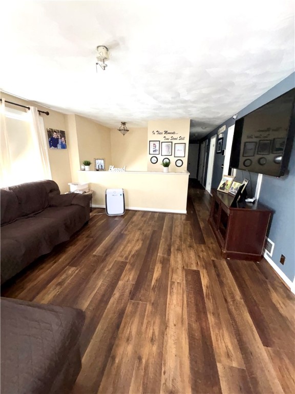 21 Ryan Avenue Warwick, RI 02889 - Photo 6 of 50