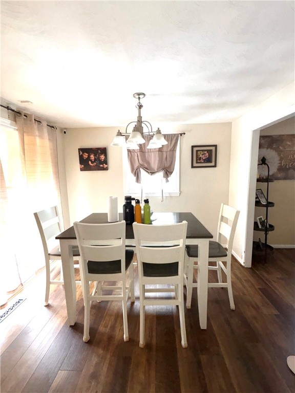 21 Ryan Avenue Warwick, RI 02889 - Photo 10 of 50