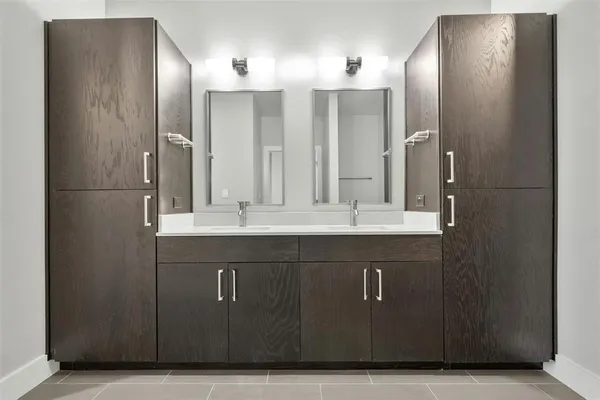 $2,400 | 3114 South Congress Avenue, Unit 302, Austin, TX 78704