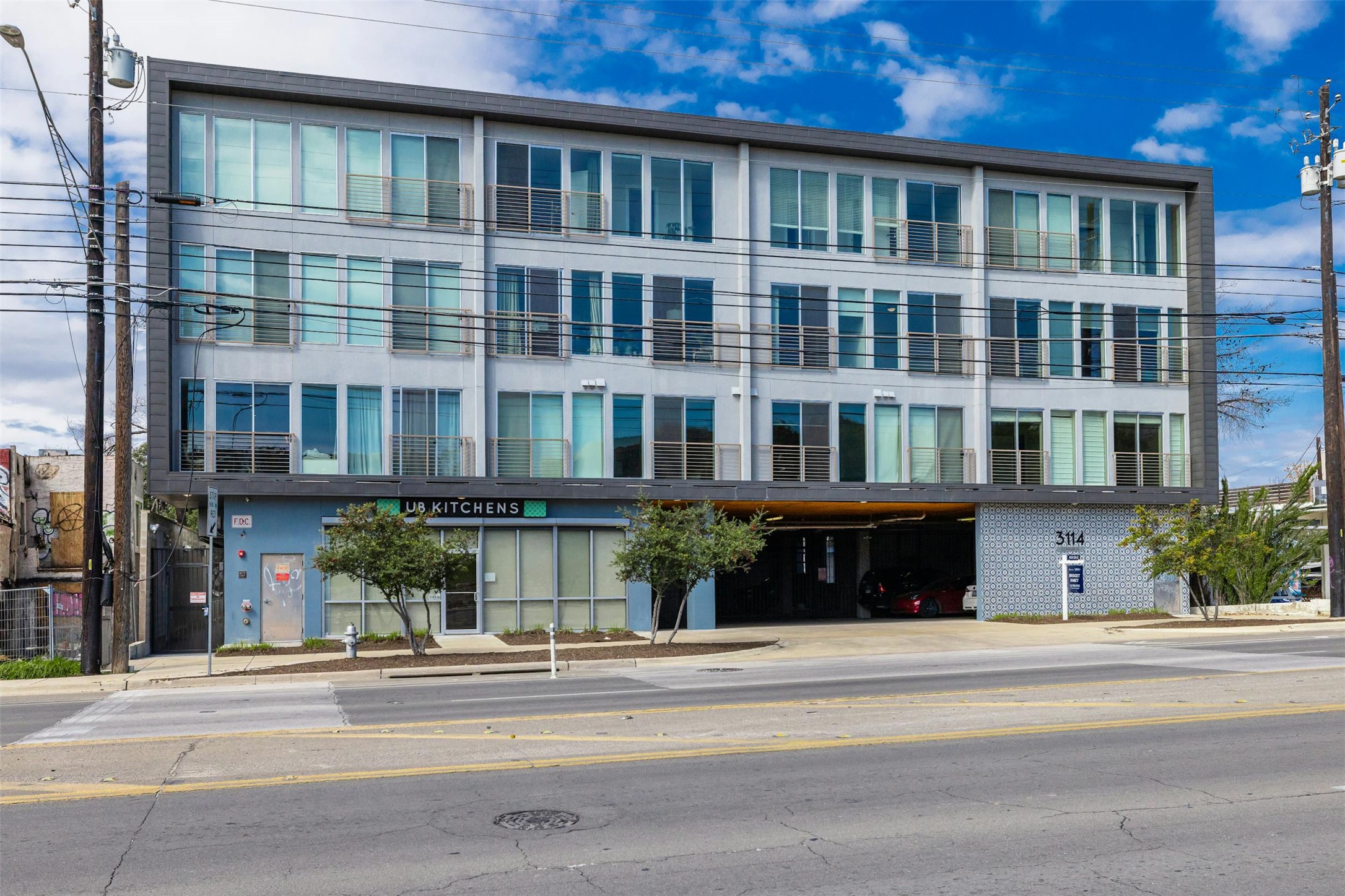 3114 South Congress Avenue, Unit 302 Austin, TX 78704 - Photo 26 of 28 a front view of a building