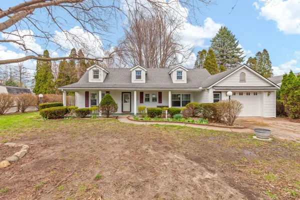 $185,000 | 606 High Street, Blissfield, MI 49228