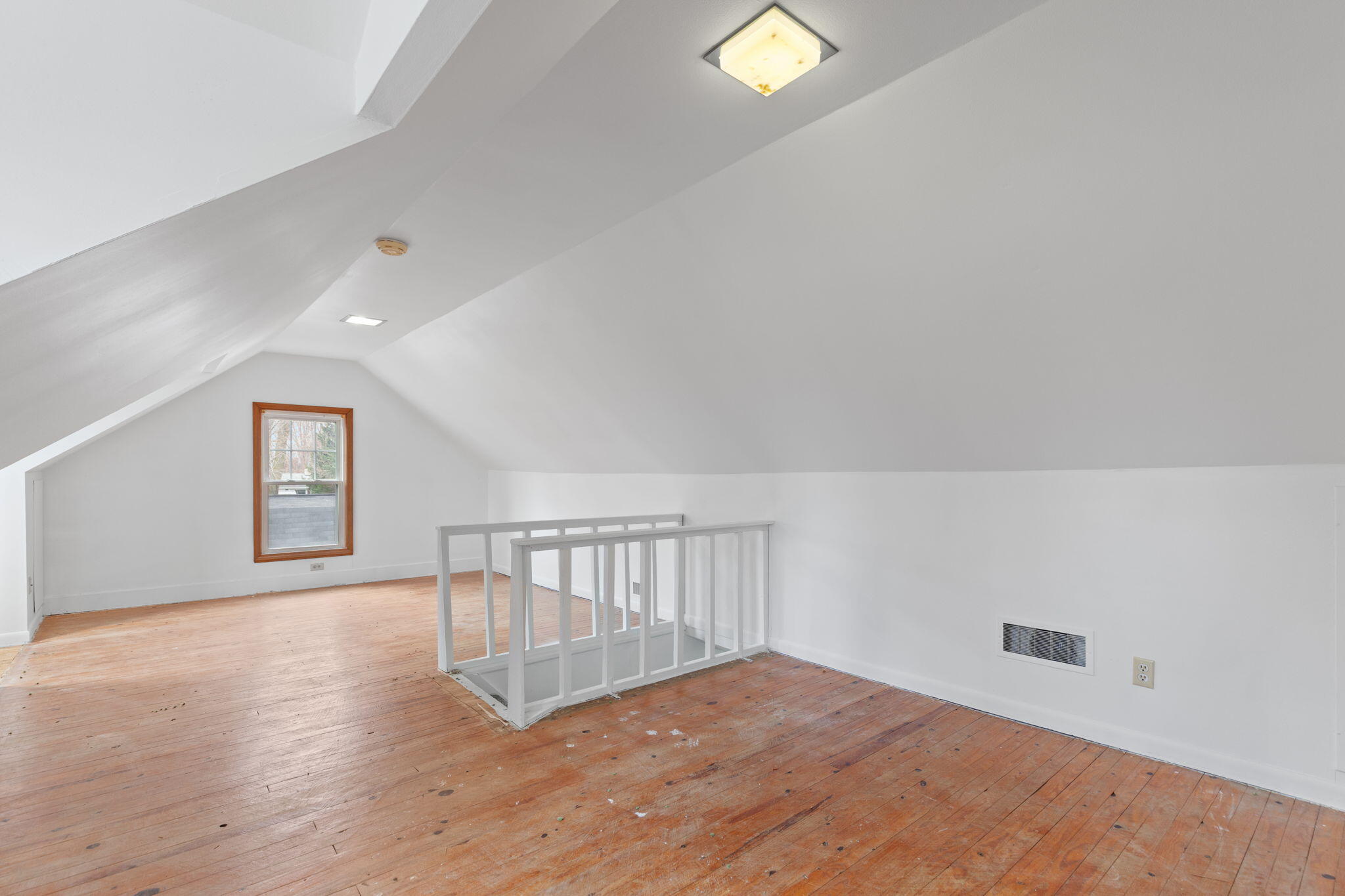 606 High Street Blissfield, MI 49228 - Photo 15 of 24 IMG_9116