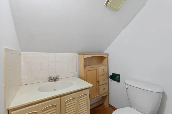 $185,000 | 606 High Street, Blissfield, MI 49228