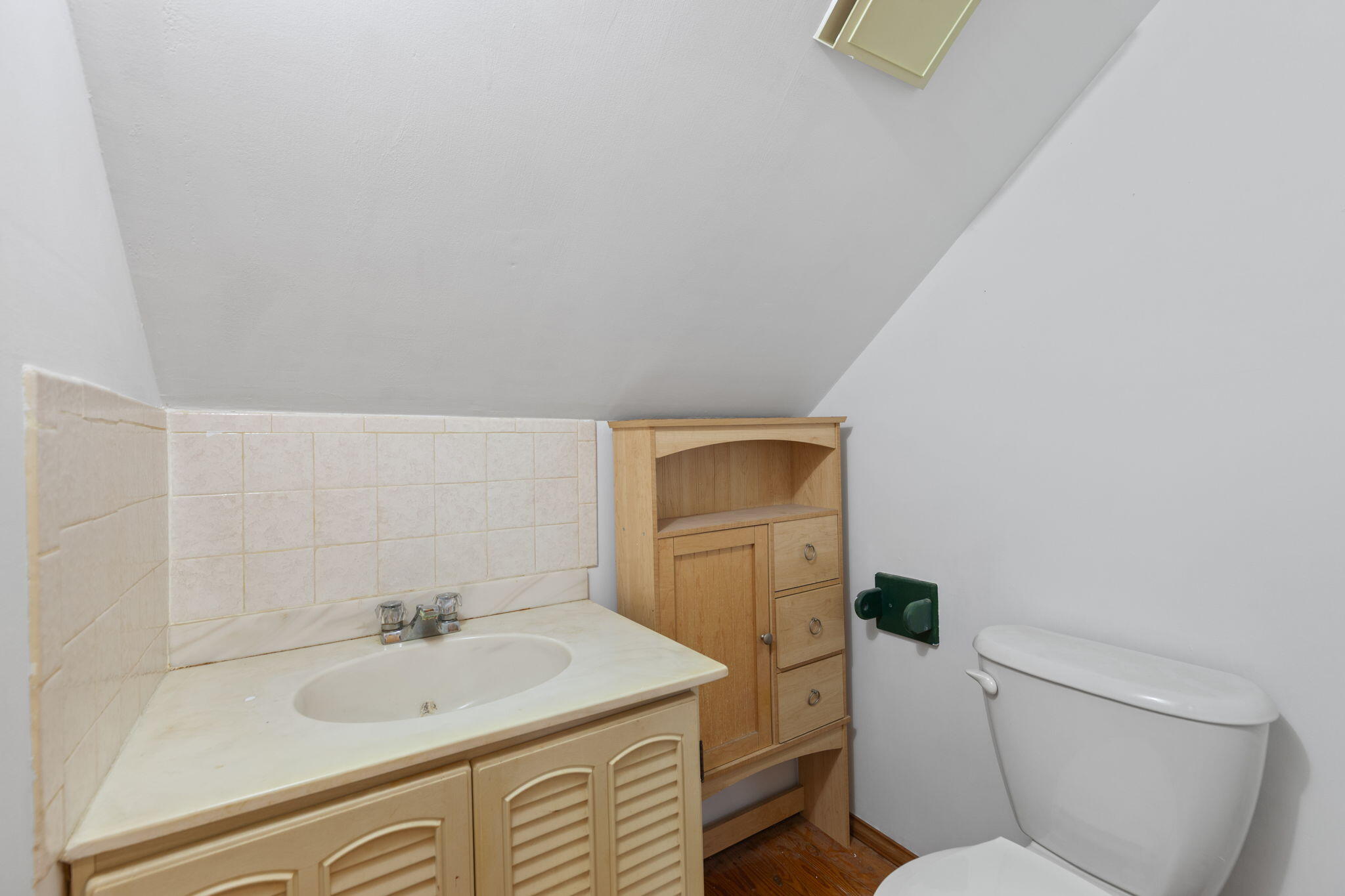 606 High Street Blissfield, MI 49228 - Photo 19 of 24 IMG_9098