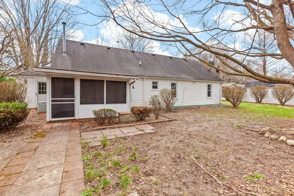 $185,000 | 606 High Street, Blissfield, MI 49228