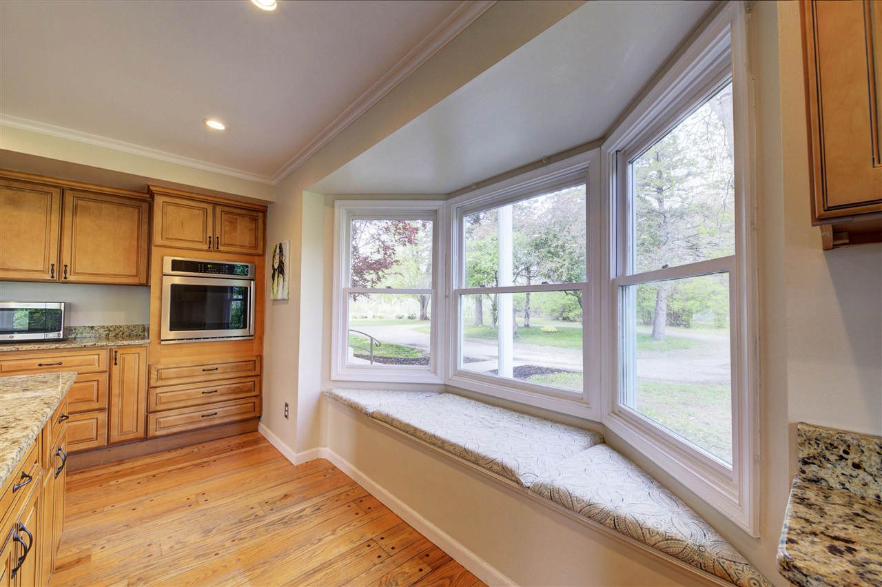 6270 Mack Road Howell, MI 48855 - Photo 15 of 86