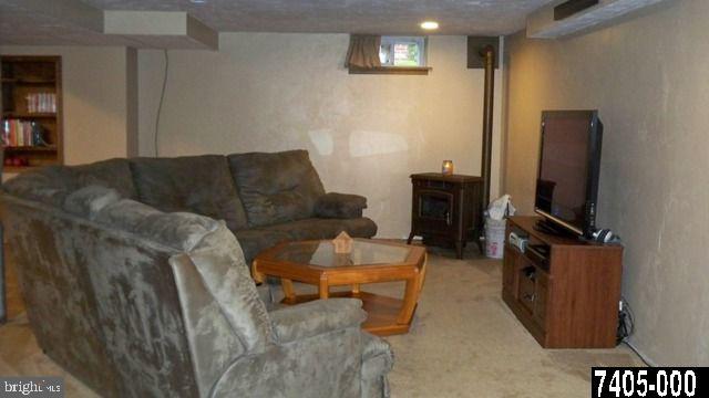 387 Waters Road York, PA 17403 - Photo 8 of 14