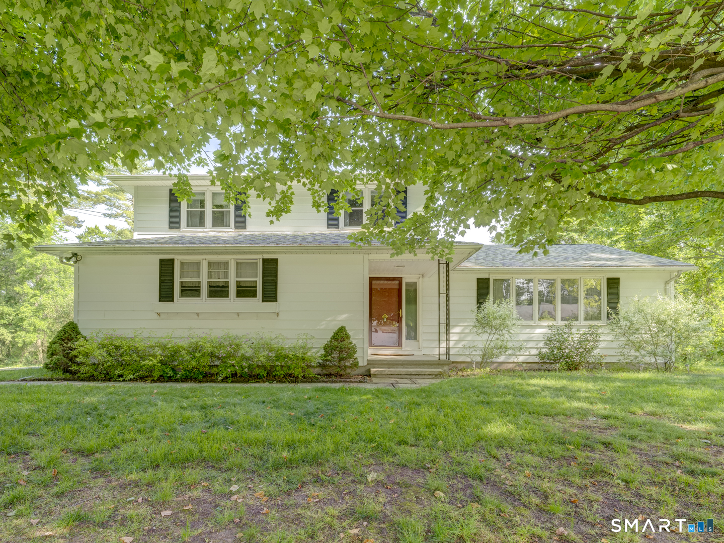 63 Chamberlain Street Torrington, CT 06790 - Photo 3 of 39