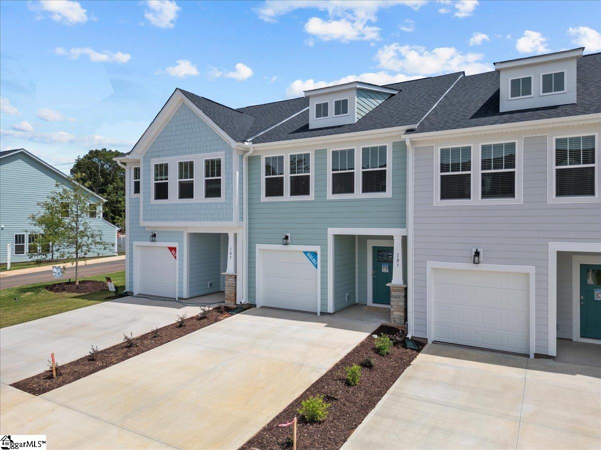 107 Cobden Court Simpsonville, SC 29681 - Photo 2 of 29