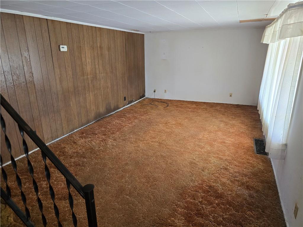 498 Lardintown Road Tarentum, PA 15084 - Photo 5 of 11