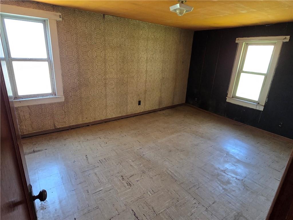 498 Lardintown Road Tarentum, PA 15084 - Photo 9 of 11