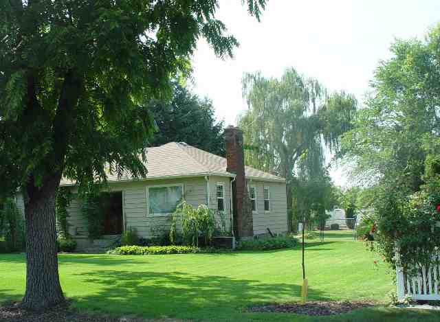 911 North Locust Road Spokane, WA 99206 - Photo 1 of 9