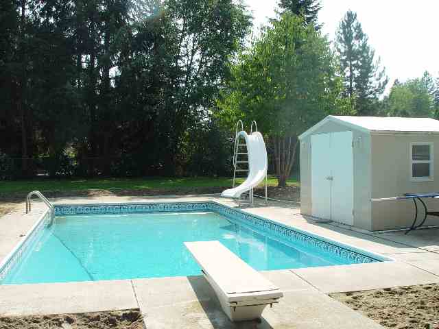 911 North Locust Road Spokane, WA 99206 - Photo 2 of 9