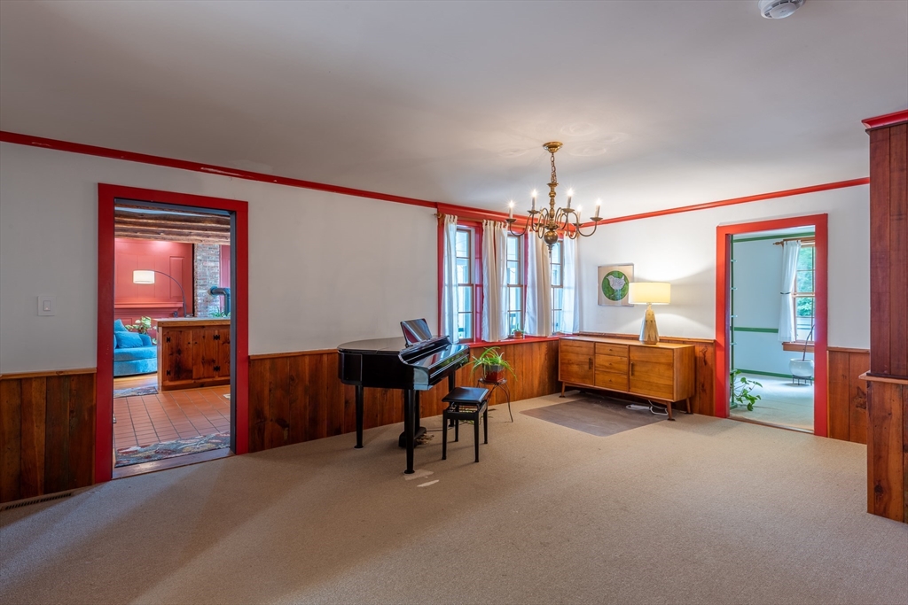 1450 South East Street Amherst, MA 01002 - Photo 20 of 40