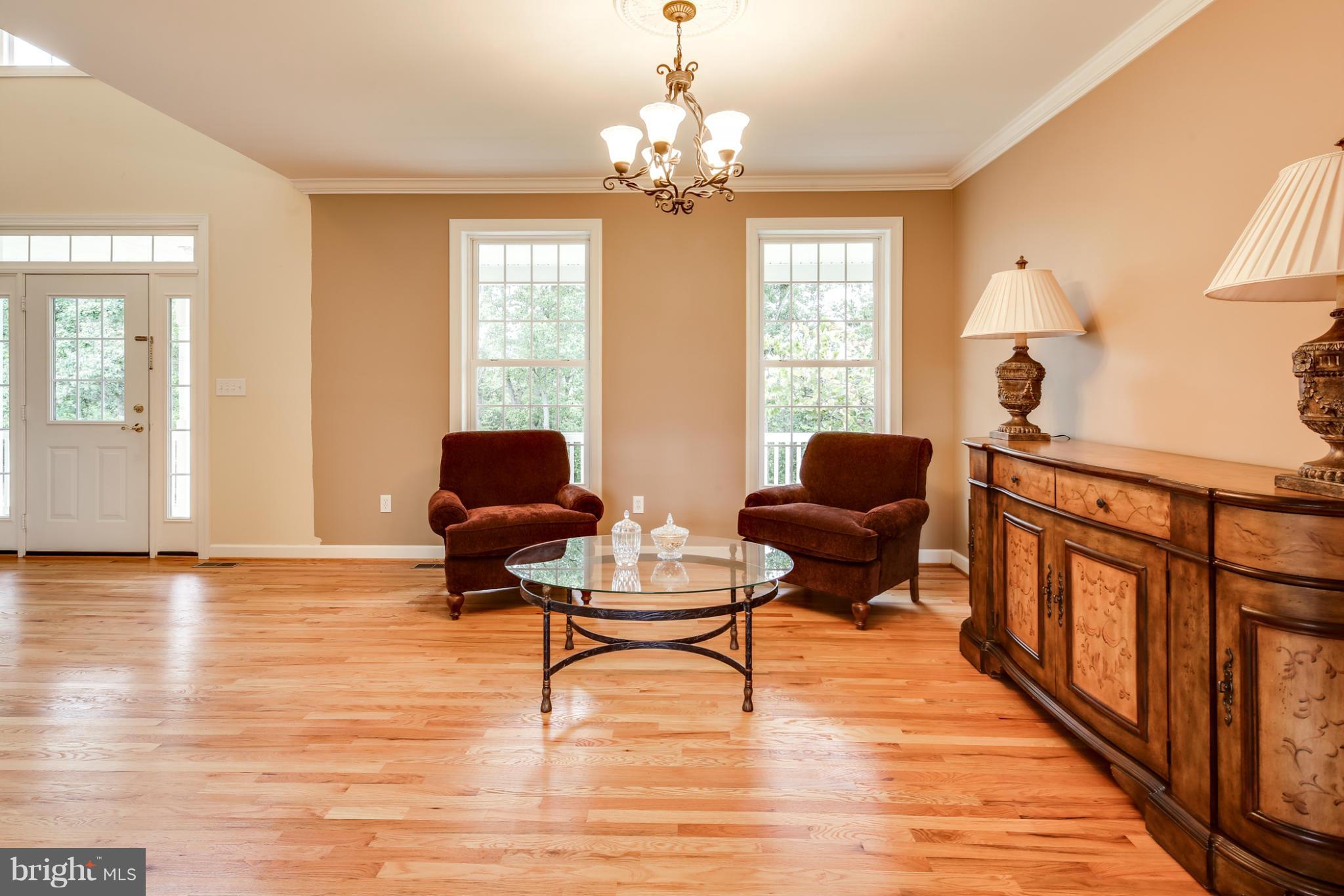 3065 Hooper Road New Windsor, MD 21776 - Photo 6 of 30 Living Room