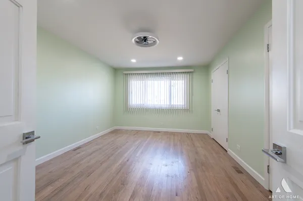 $399,999 | 2 Stuart On Oxford, Rolling Meadows, IL 60008