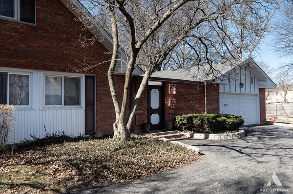 $399,999 | 2 Stuart On Oxford, Rolling Meadows, IL 60008