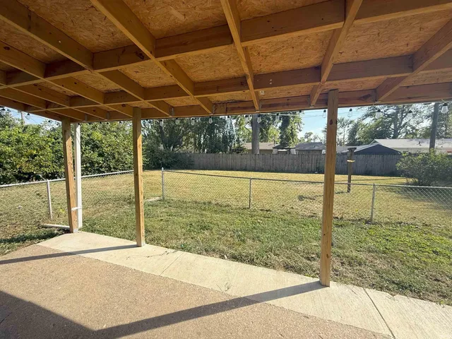 $149,900 | 809 East Azalia Drive, Terre Haute, IN 47802