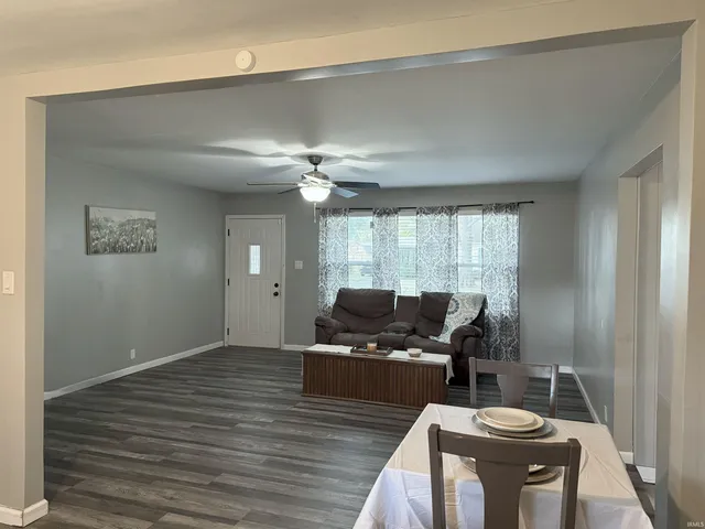 $149,900 | 809 East Azalia Drive, Terre Haute, IN 47802