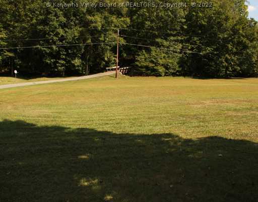 137 Fletcher Road Hurricane, WV 25526 - Photo 15 of 16 Yard/Garden.