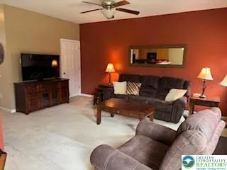 $375,000 | 1125 King Way, Breinigsville, PA 18031