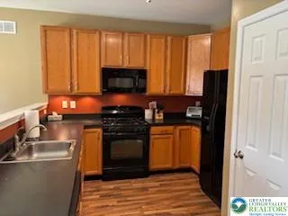 $375,000 | 1125 King Way, Breinigsville, PA 18031